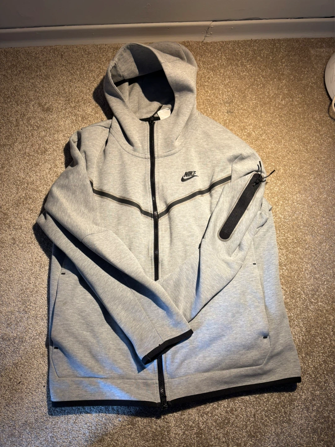 Authentic Nike Tech Fleece Full Zip Hoodie Grey