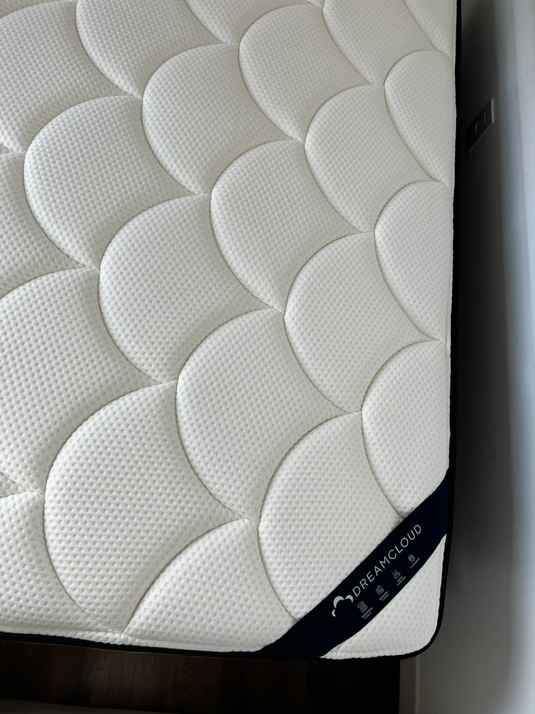 DreamCloud Mattress - King Size - photo 5