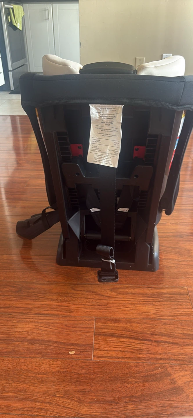 Safety 1st Car Seat - photo 2