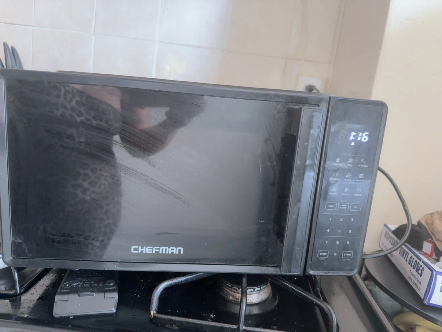 CHEFMAN Microwave Oven - photo 2