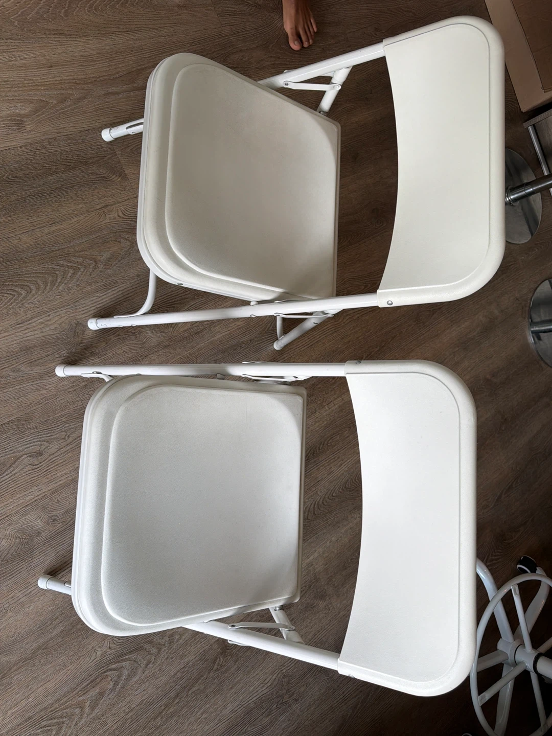 White Folding Chairs (Set of 2)
