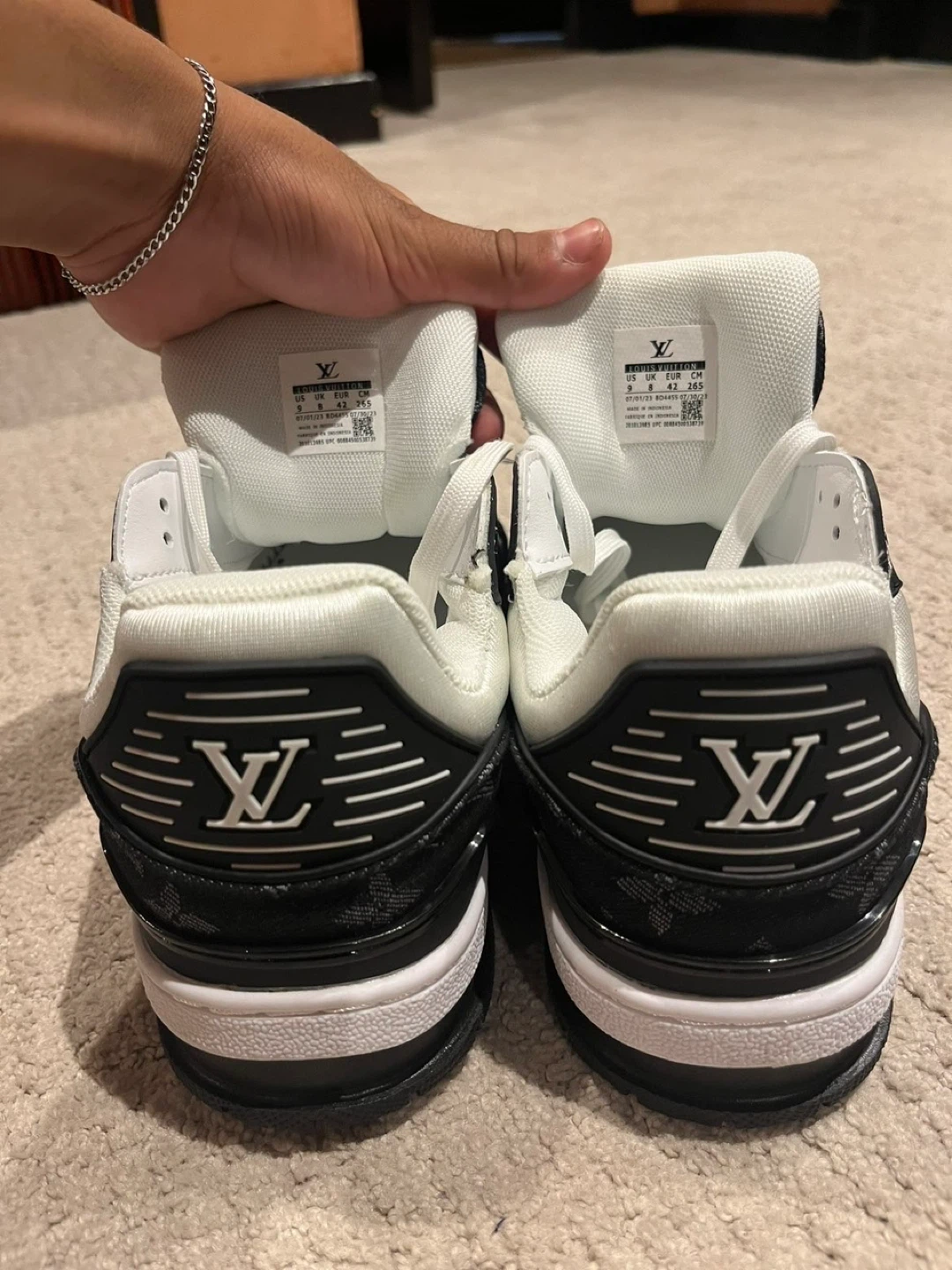 Louis Vuitton LV Trainer Sneakers - Black/White - photo 2