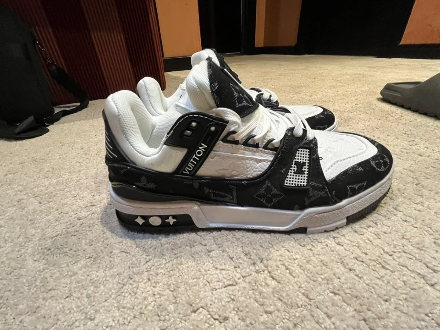 Louis Vuitton LV Trainer Sneakers - Black/White - photo 3