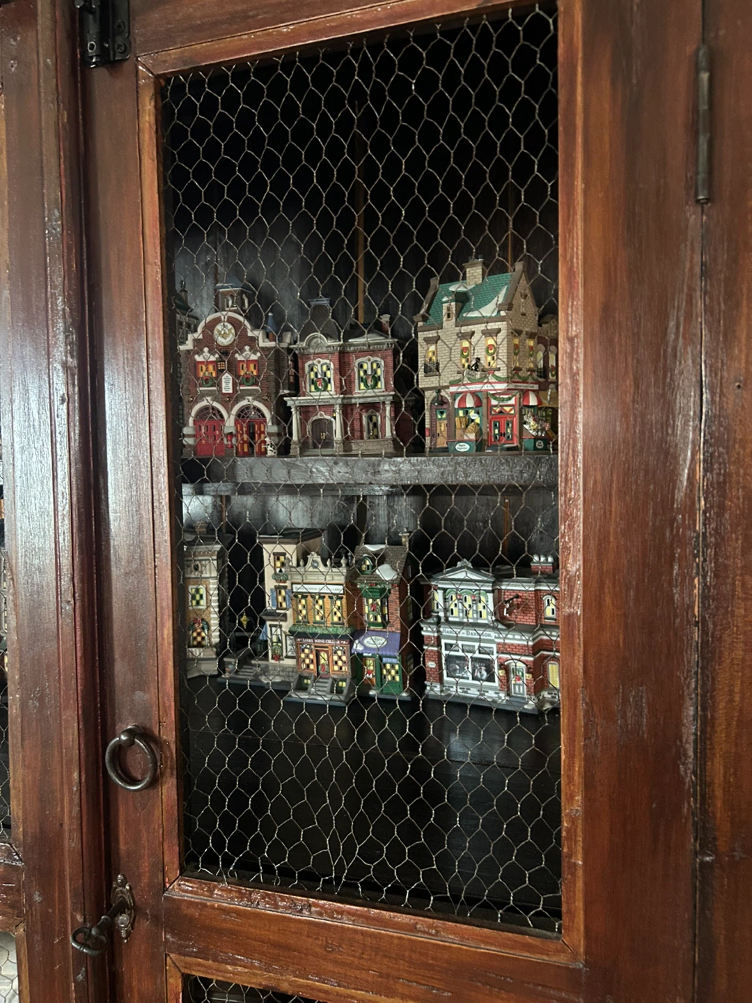 VINTAGE DISPLAY CABINET - photo 2