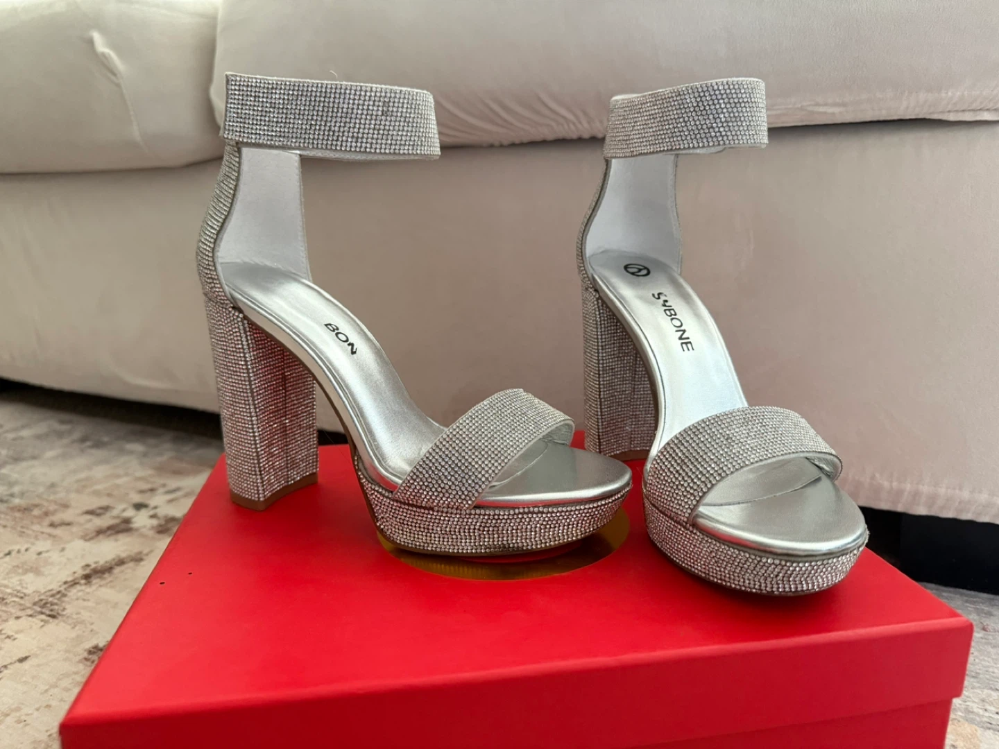 Wishbone Silver Rhinestone Heels-size 6.5