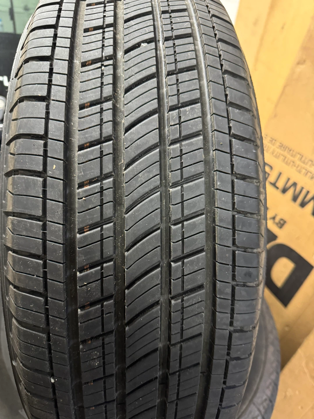 Set of 4  -  Michelin Primacy LTX 265/65R18 Tire - photo 5