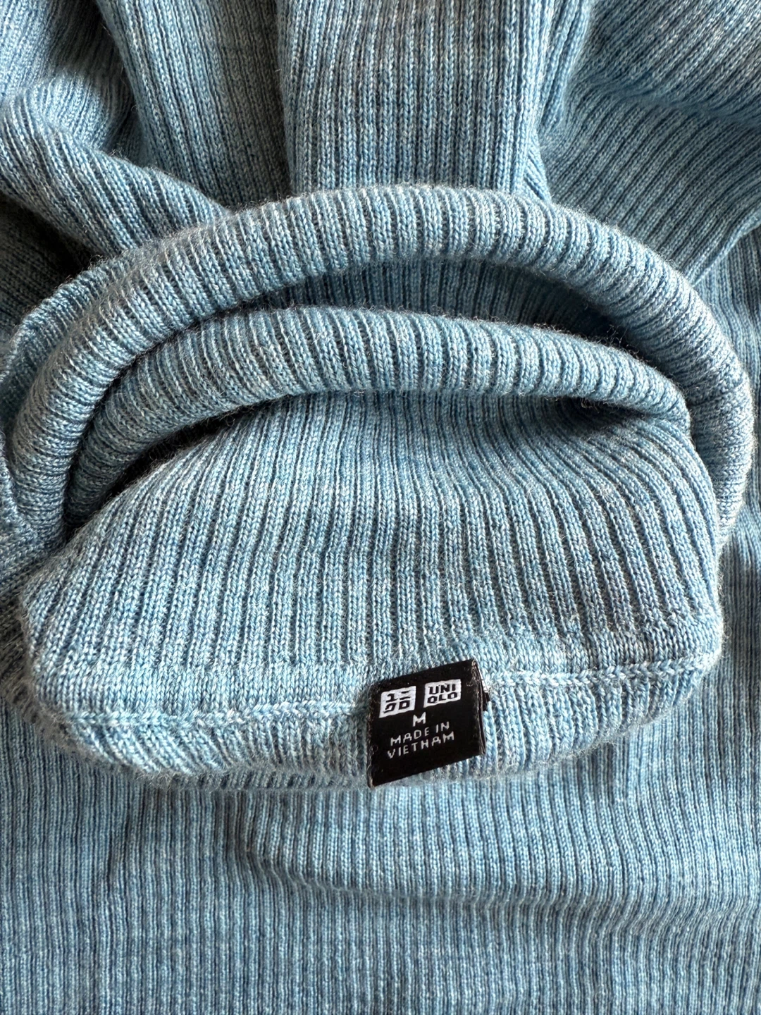 Uniqlo Blue 100% Wool Turtleneck Sweater Size M - photo 3