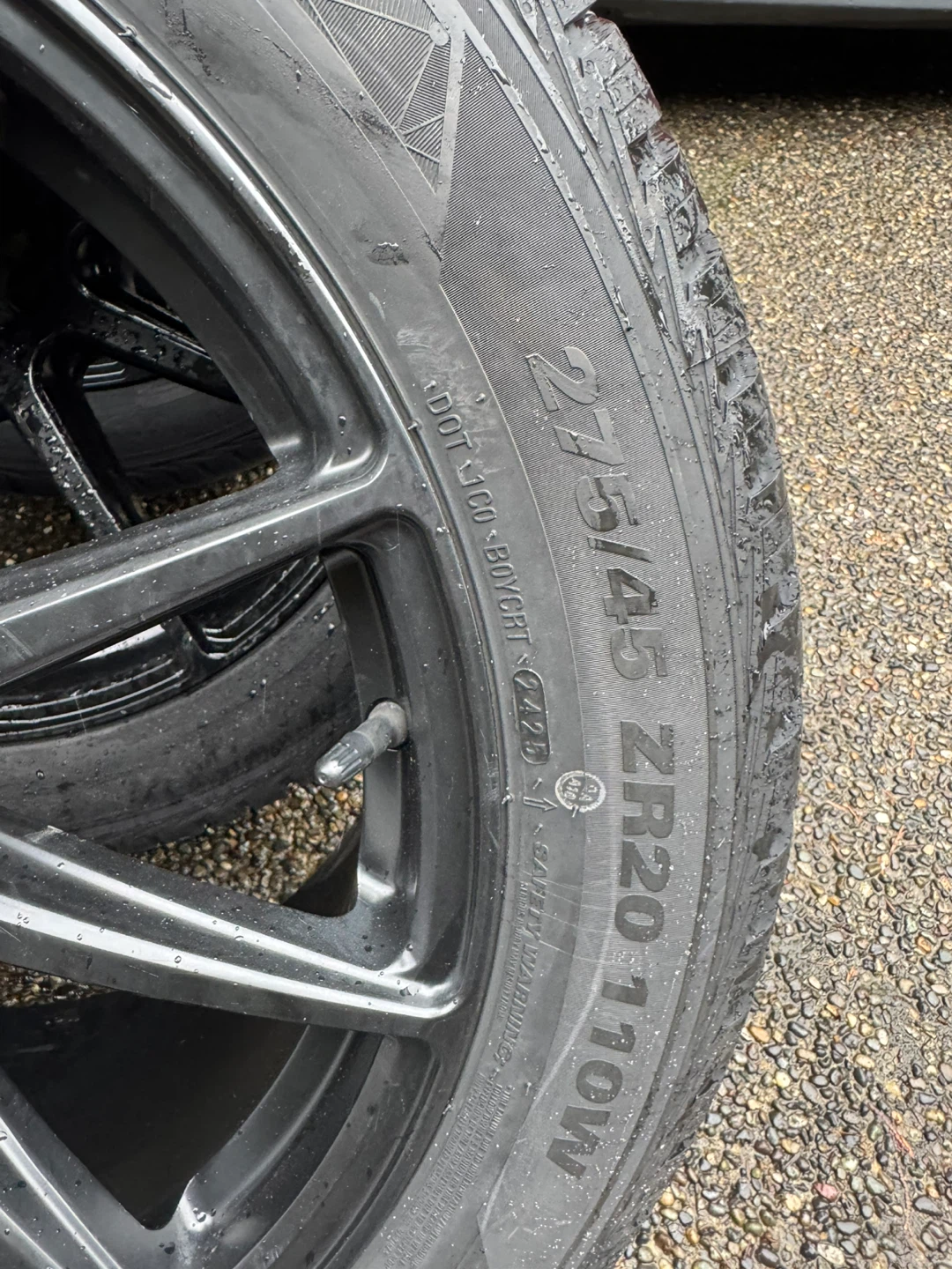 Set of 4 - Kumho Solus 4S HA32 275/45R20 110W All Weather Tires - photo 2