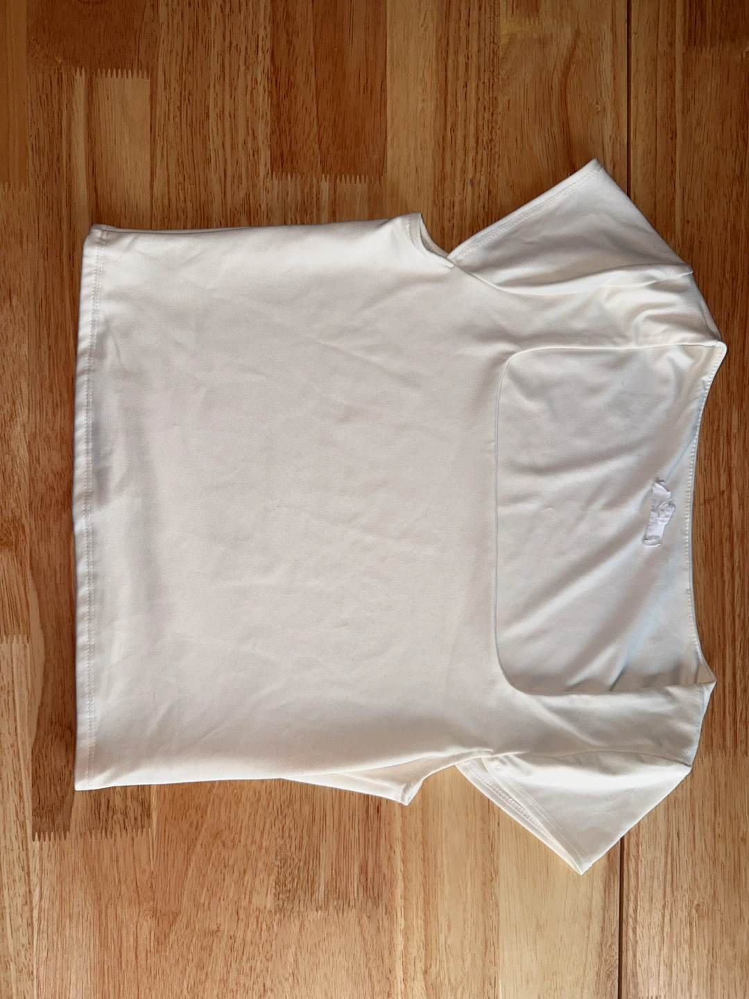Women's Cream T-Shirt Size L