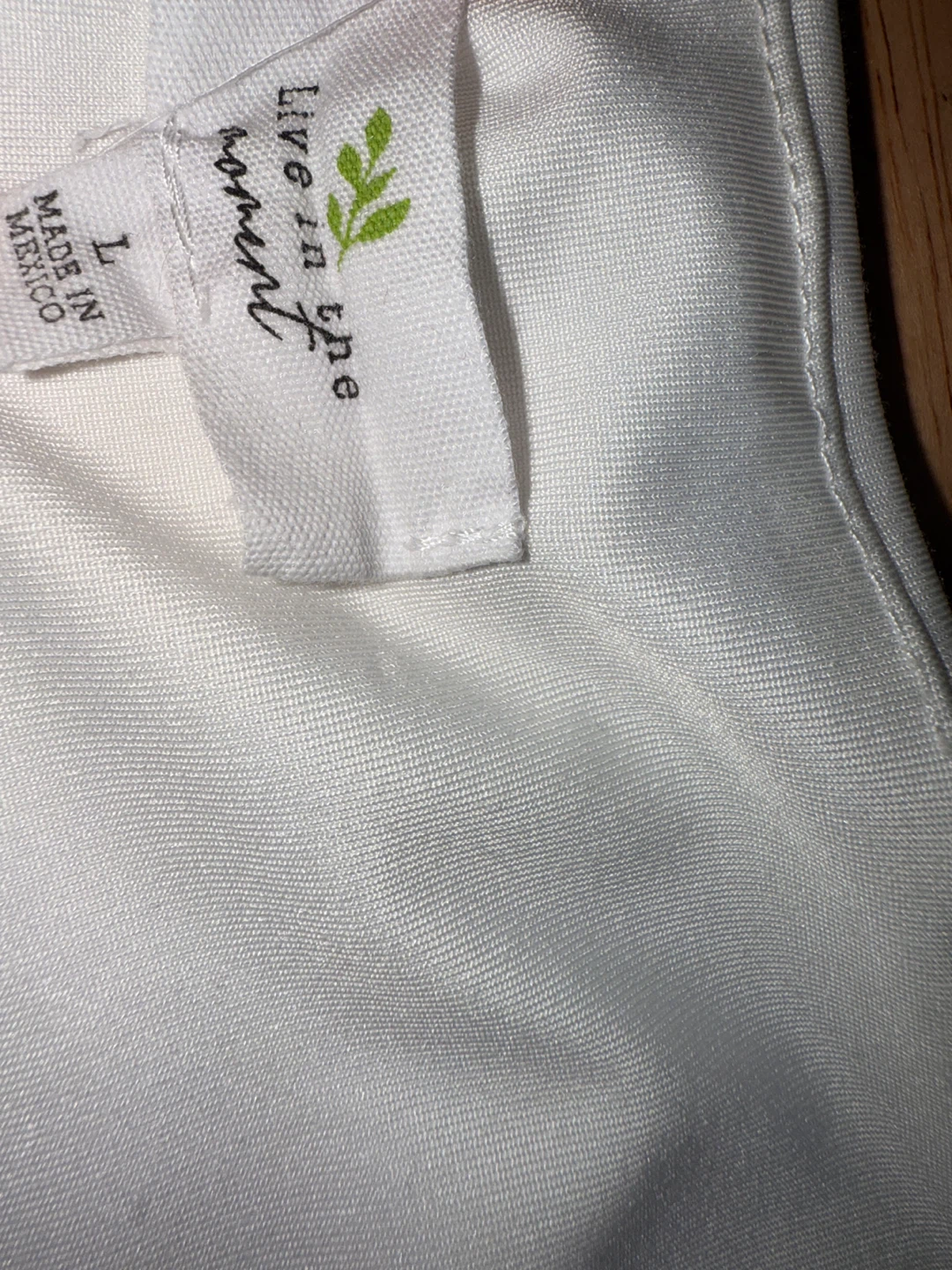 Women's Cream T-Shirt Size L - photo 2