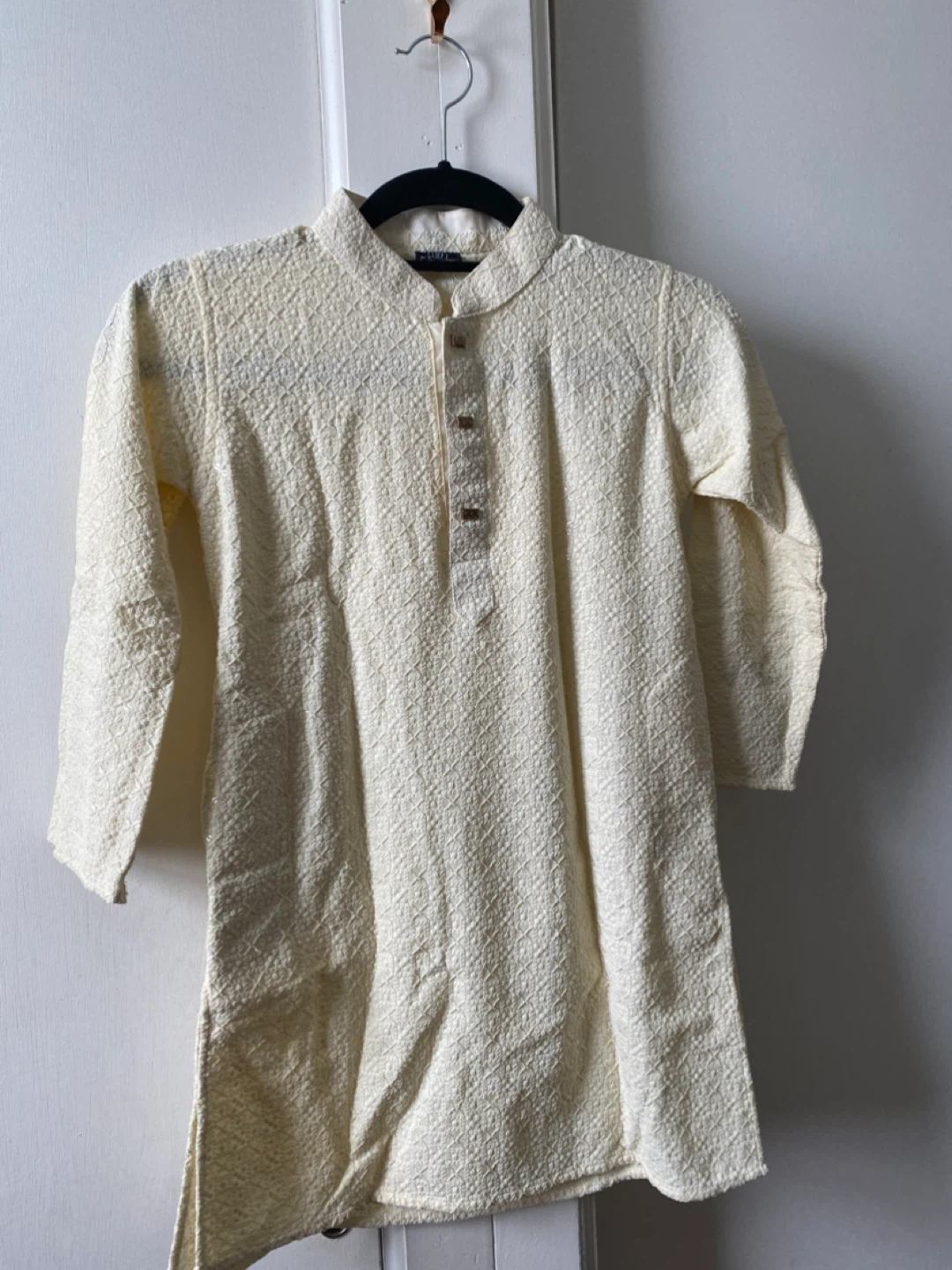 Cream Textured Kurta and Pants Set - photo 4