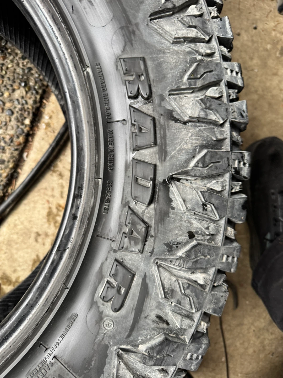 Set of 4 -  LT275/70R18 Mud-Terrain Load E T/A® KM3 Tire