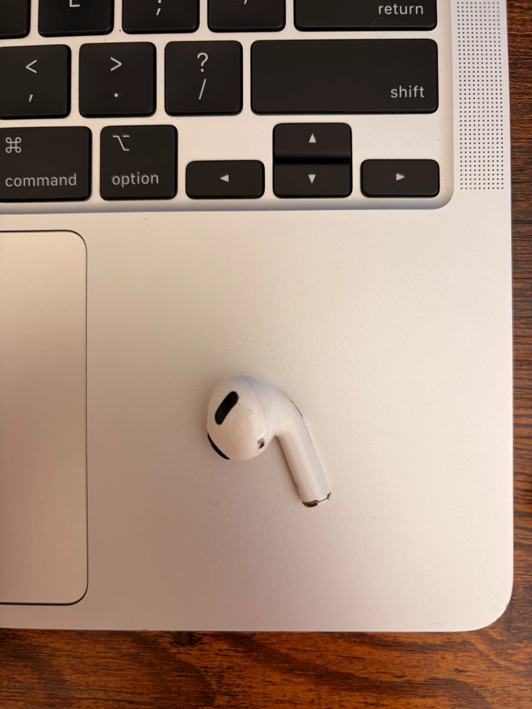 Apple AirPods Pro 1st Gen (Right Earbud Only)