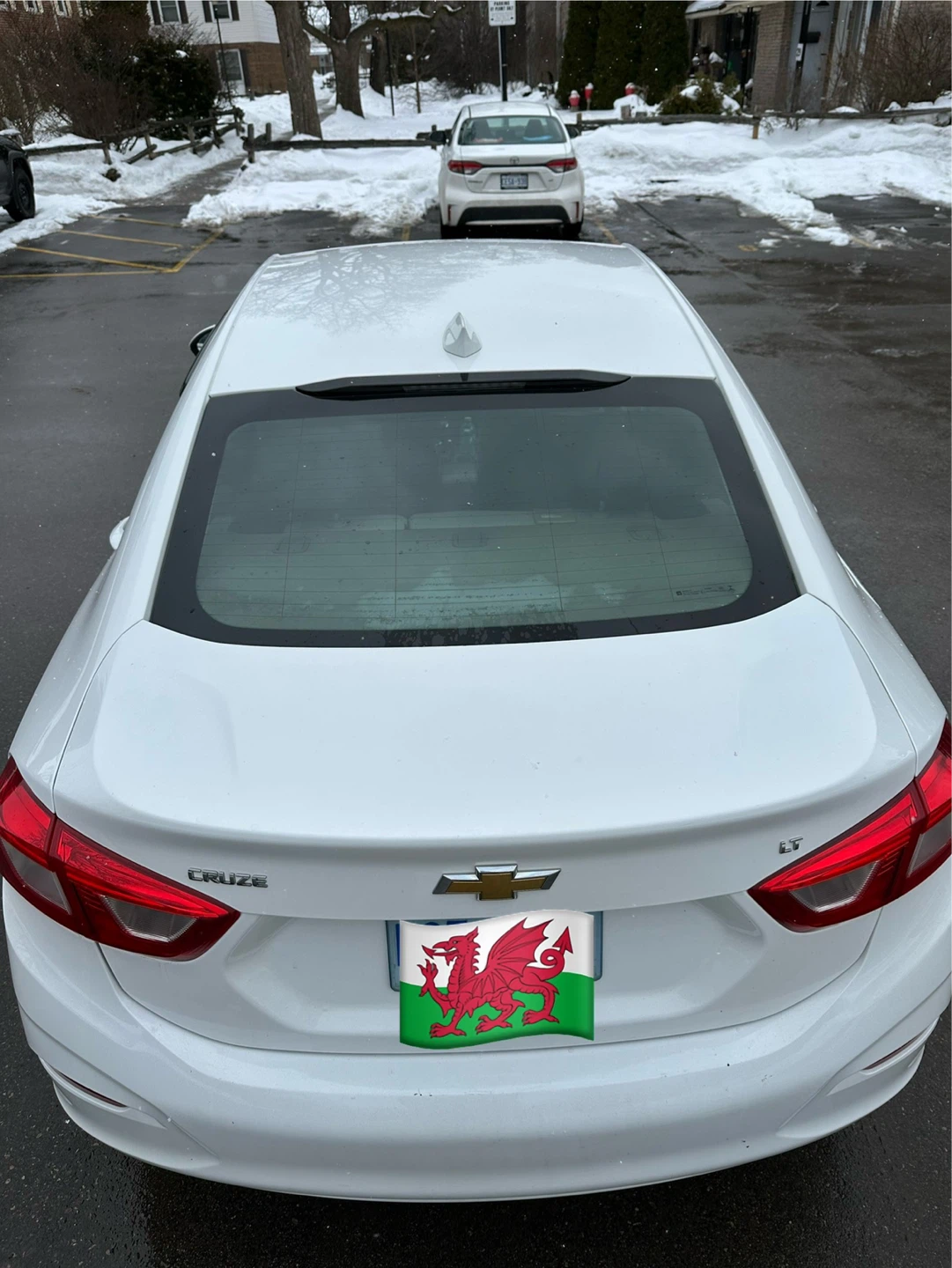 White Chevrolet Cruze LT Sedan - photo 2