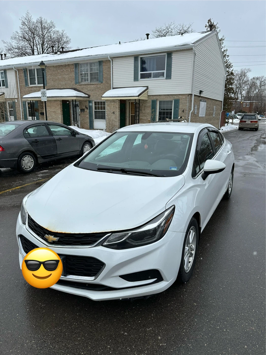 White Chevrolet Cruze LT Sedan