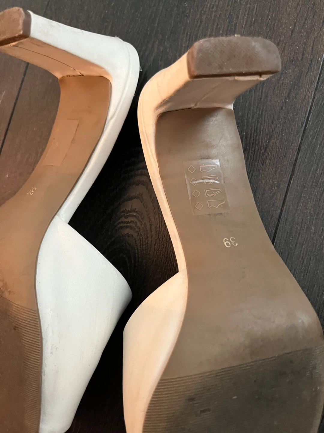 LE CHÂTEAU White Block Heel Mules - Size 39 - photo 2