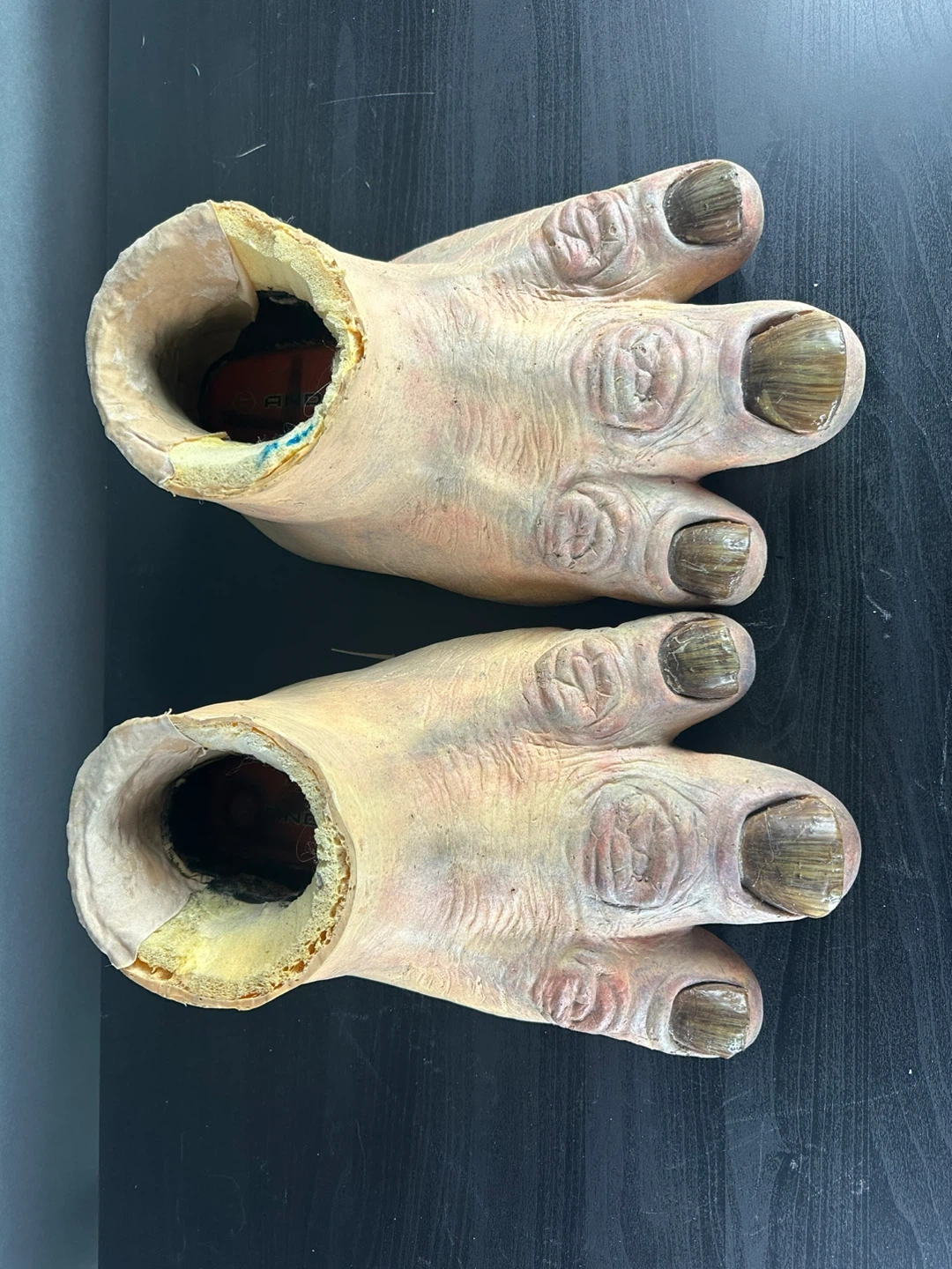 Costume Creature Feet - photo 2