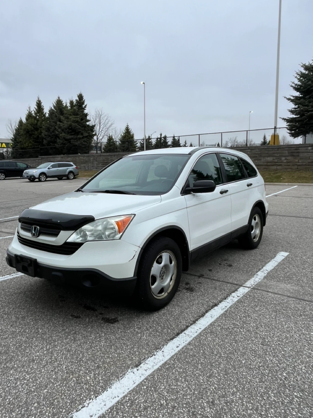 White Honda CR-V SUV - photo 5
