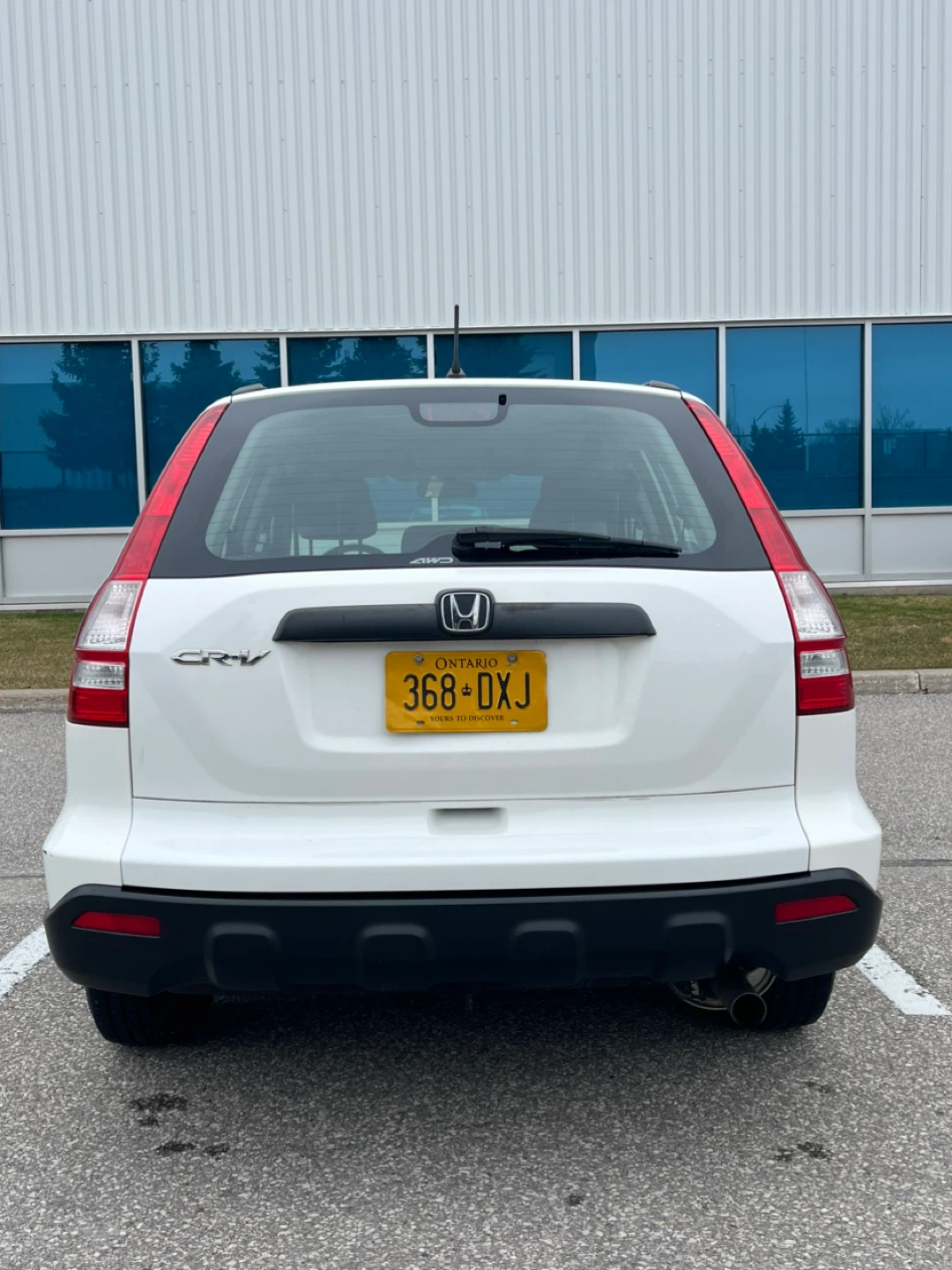 White Honda CR-V SUV - photo 2