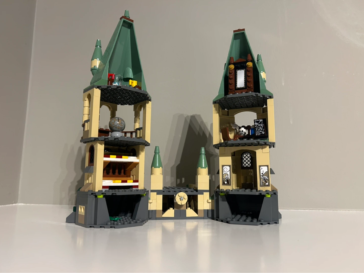 LEGO Harry Potter Battle for Hogwarts Set 4867 - photo 5