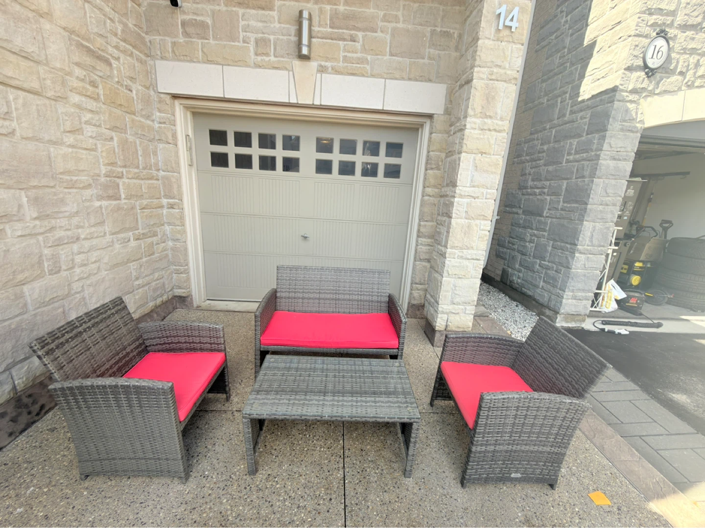 4 Seater Wicker Patio furniture set with red cushions
