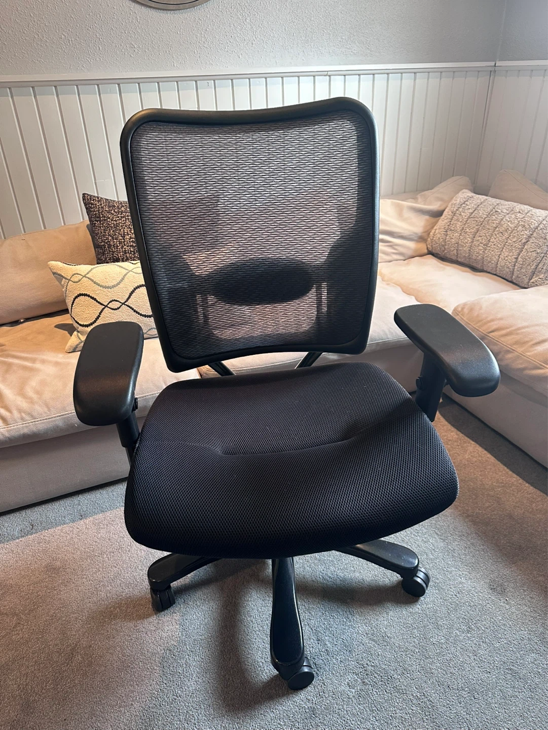 Black Mesh Office Chair