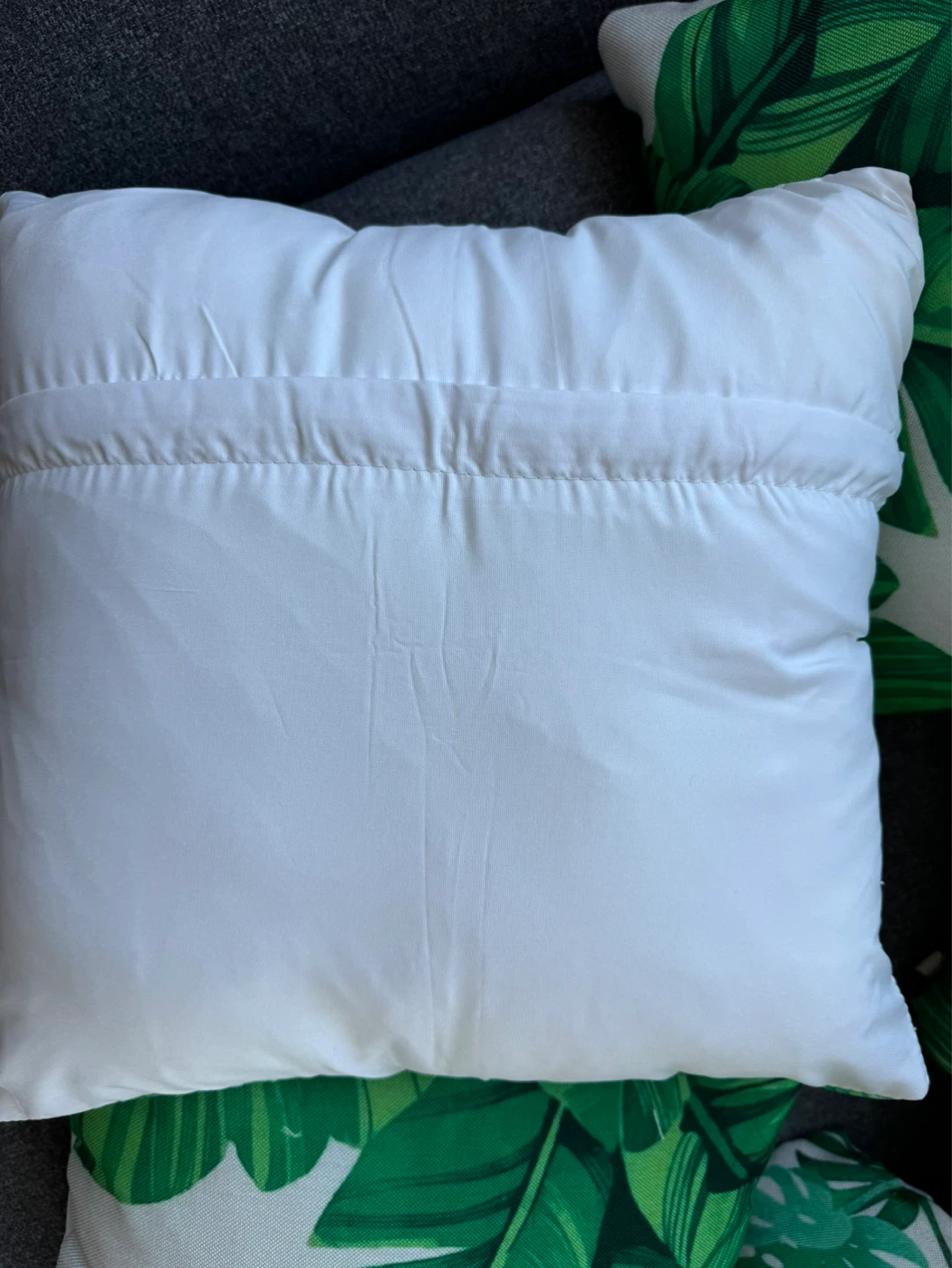 Set of 5 Tropical Leaf Print Throw Pillows - photo 5