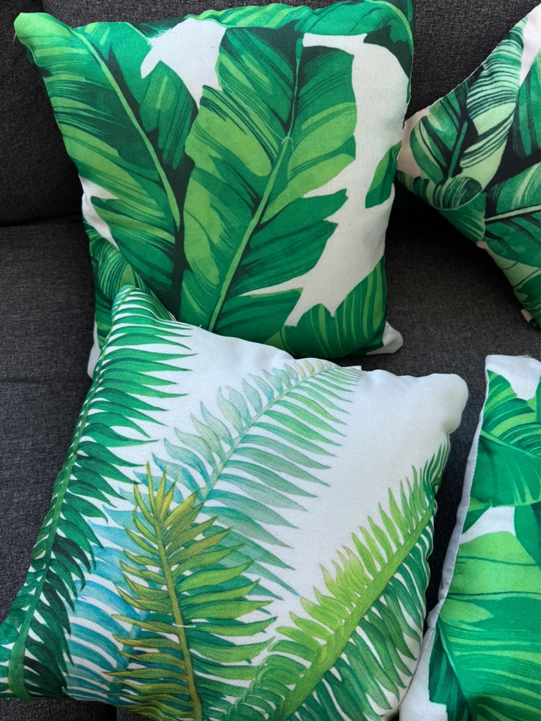 Set of 5 Tropical Leaf Print Throw Pillows - photo 4