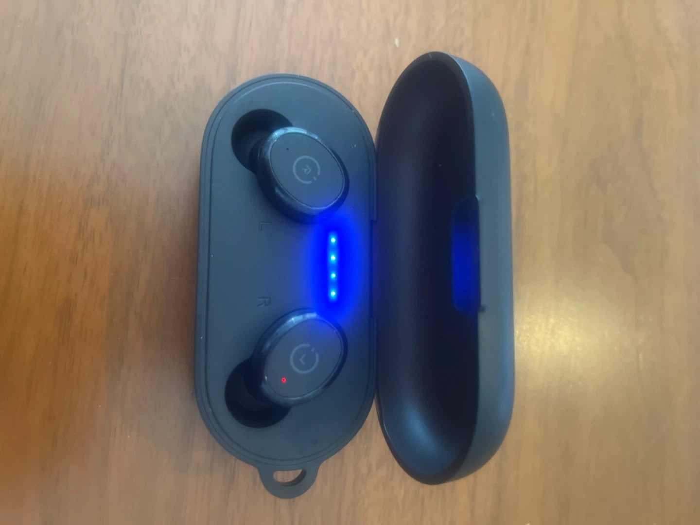 Tozo Earbuds – Brand New
