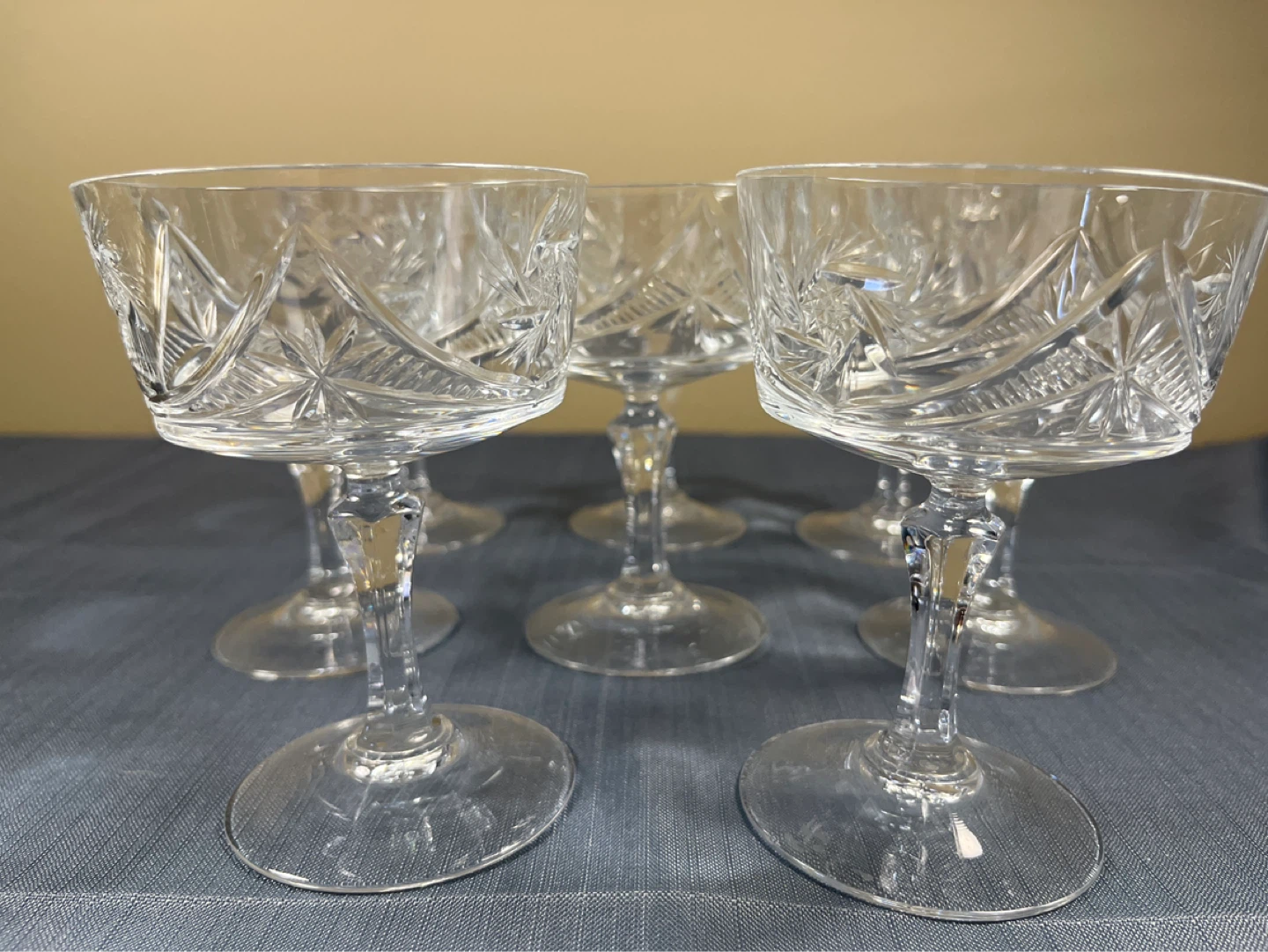 Vintage 10-Piece Glass Decanter & Serving Set - Elegant Barware - photo 5