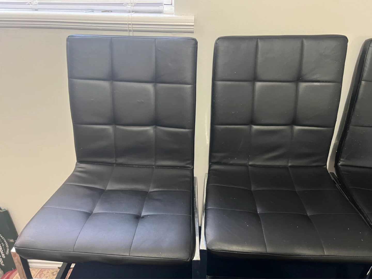 Set of 4 Black Faux Leather Dining Chairs with Dinner Table - photo 5