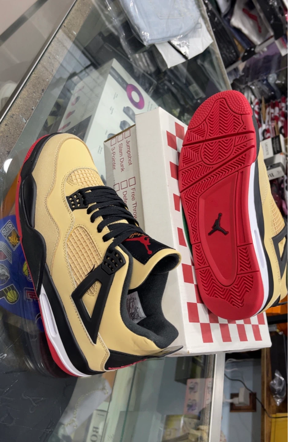 Air Jordan 4 Retro 'Lightning' 2021 - photo 4