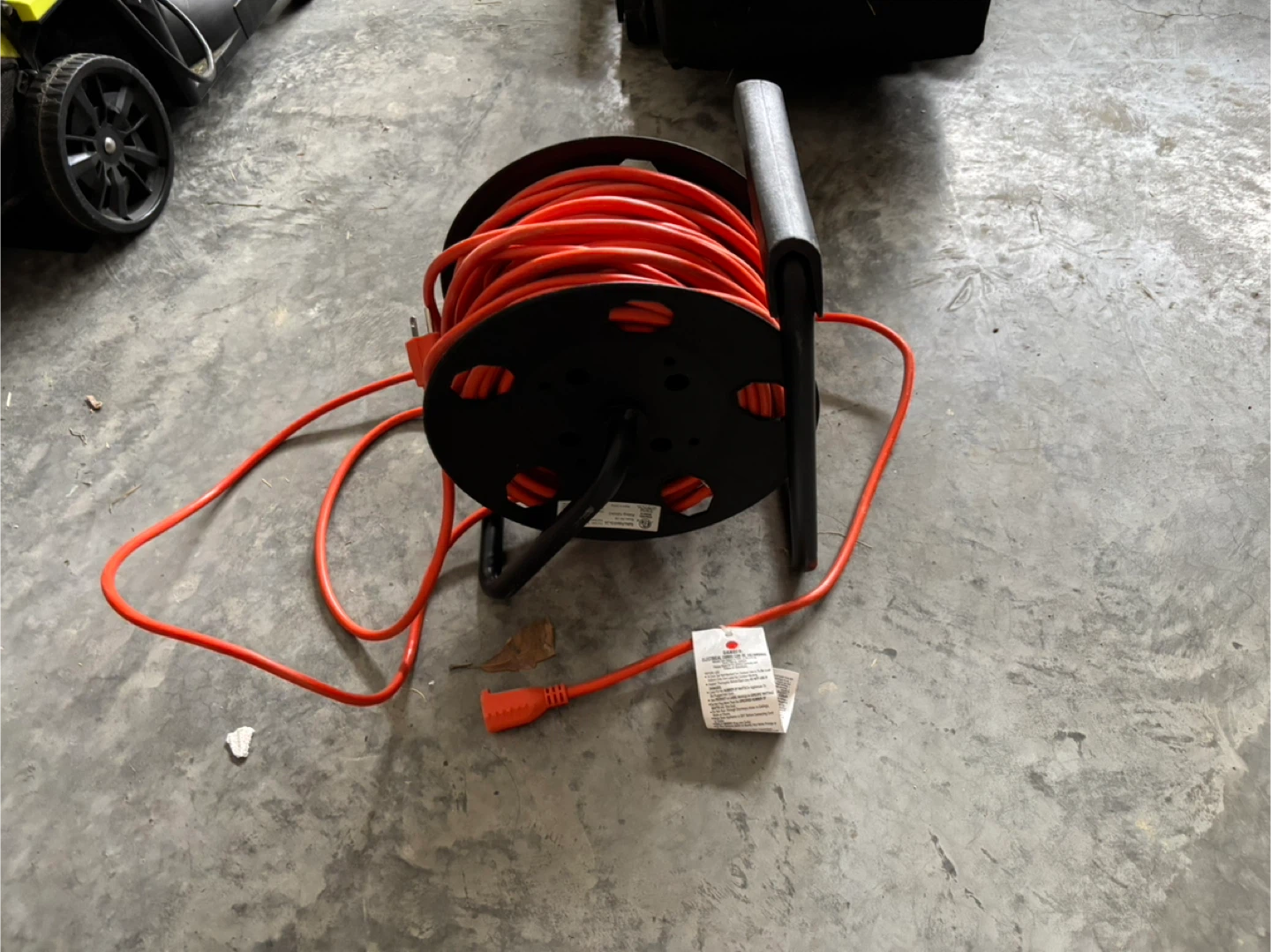 16/3 vinyl outdoor extension cord 100 foot