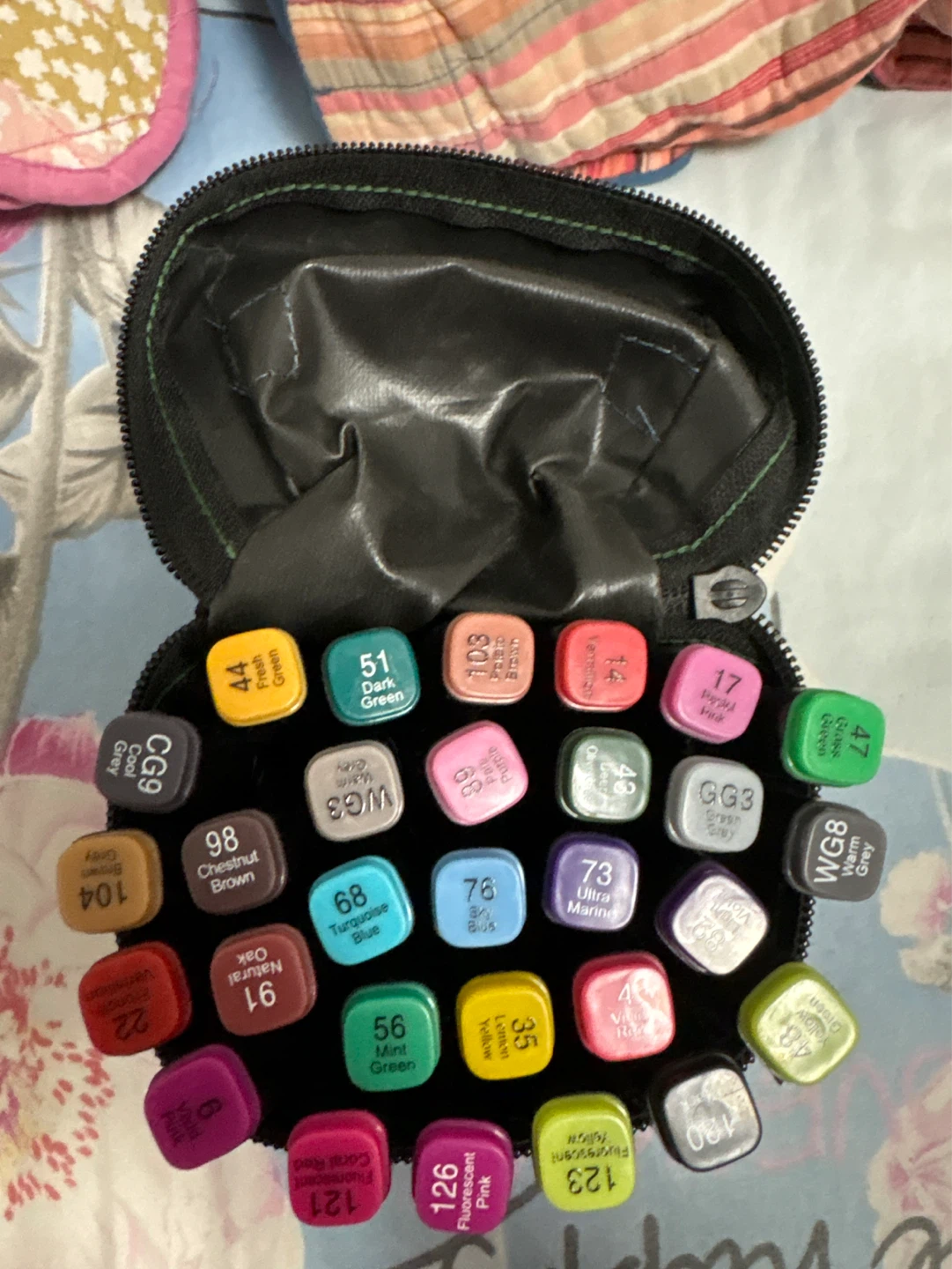 Touch 30 Piece Marker Set in Carrying Case