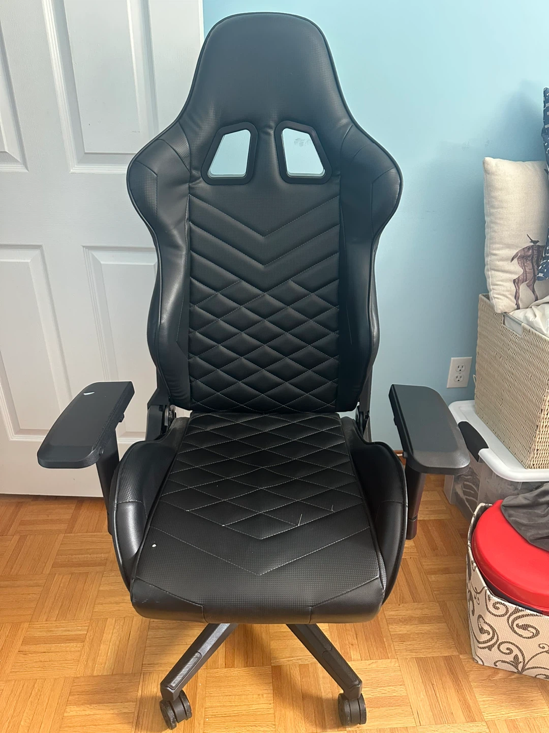 Black Gaming Chair - photo 2