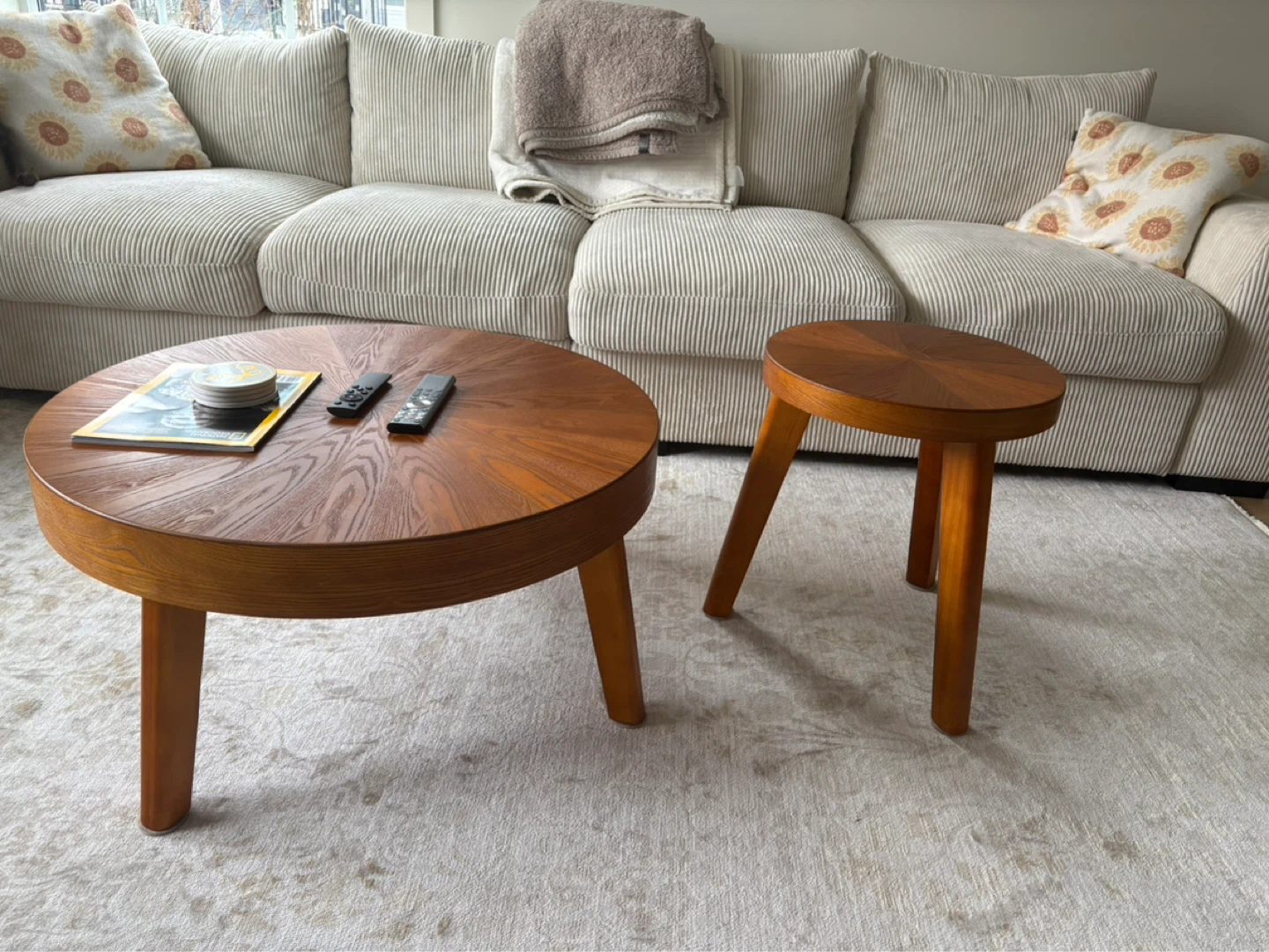 Farmhouse Round Wooden Coffee Table Set