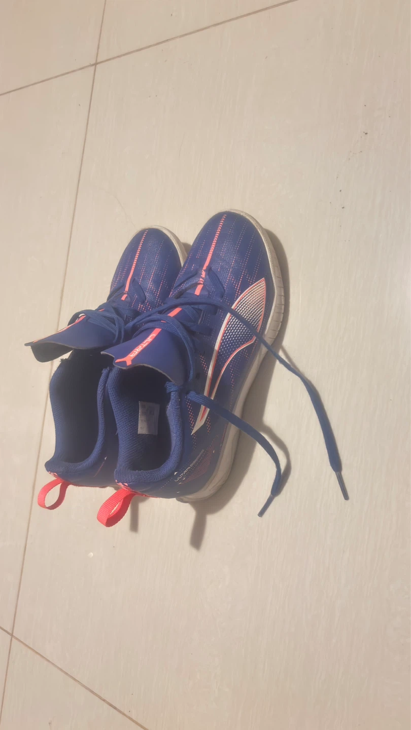 Puma Ultra Soccer Cleats - Youth Size 2