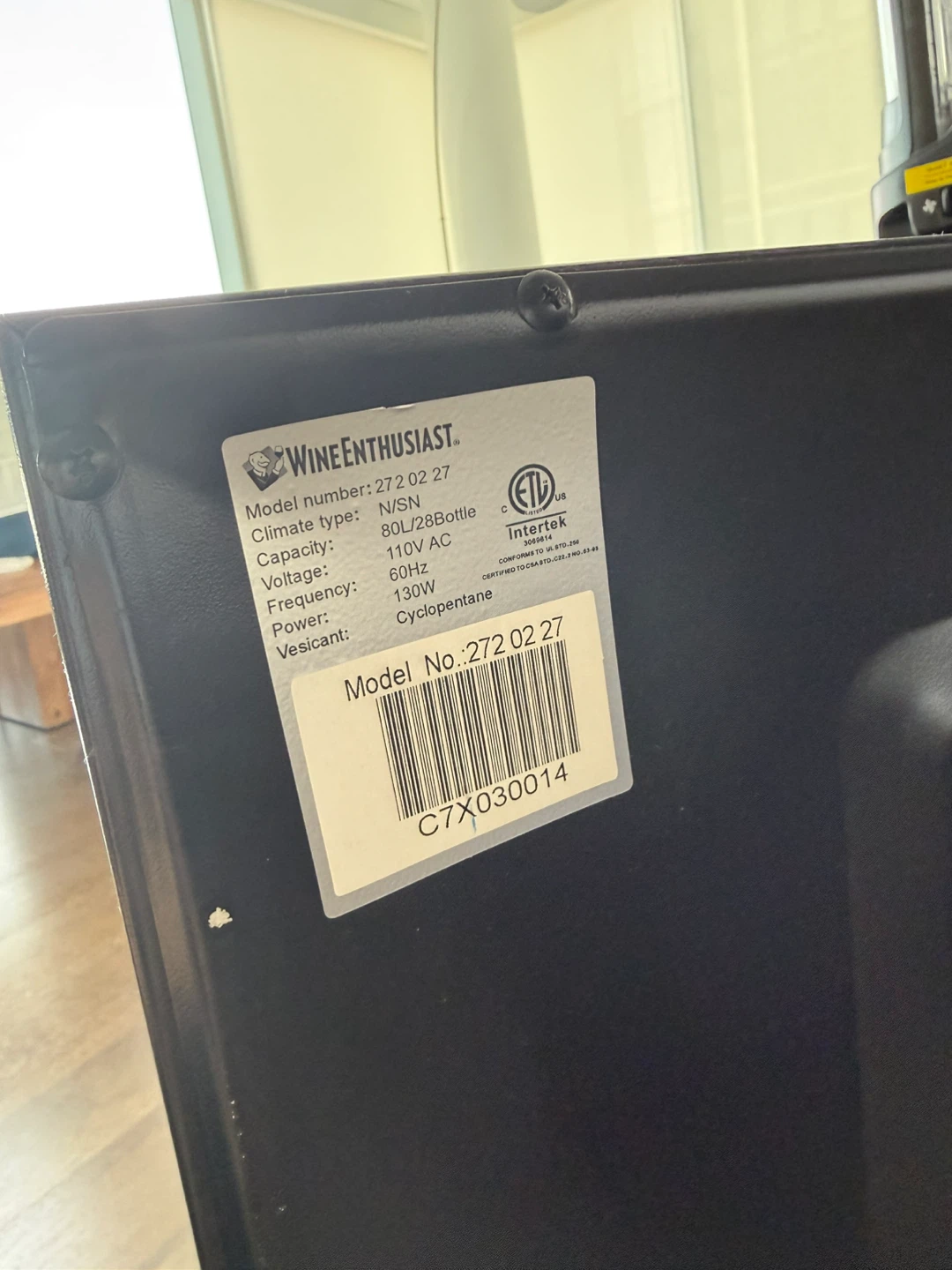 Wine Enthusiast 28-Bottle Wine Cooler Fridge - photo 3