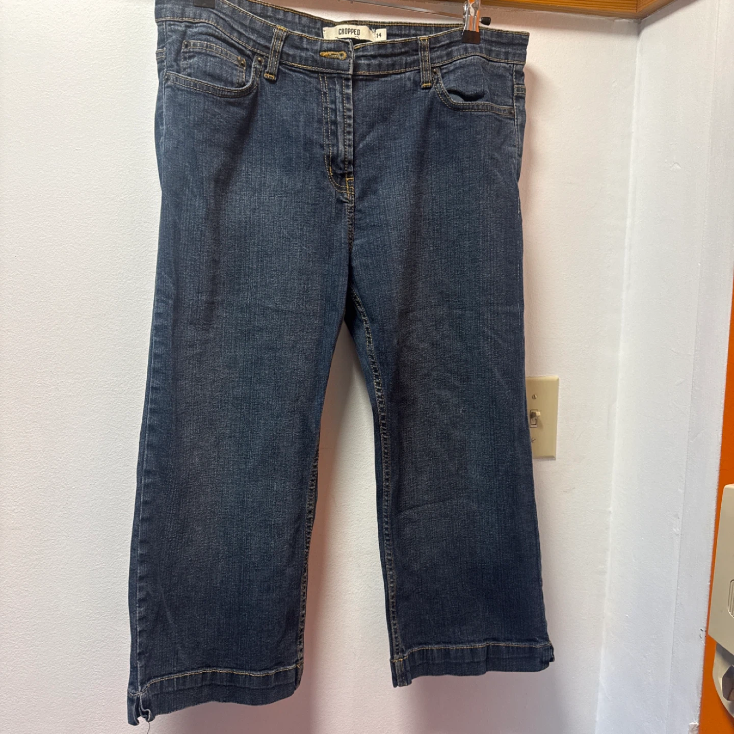 Cropped Denim Capri Jeans Size 14