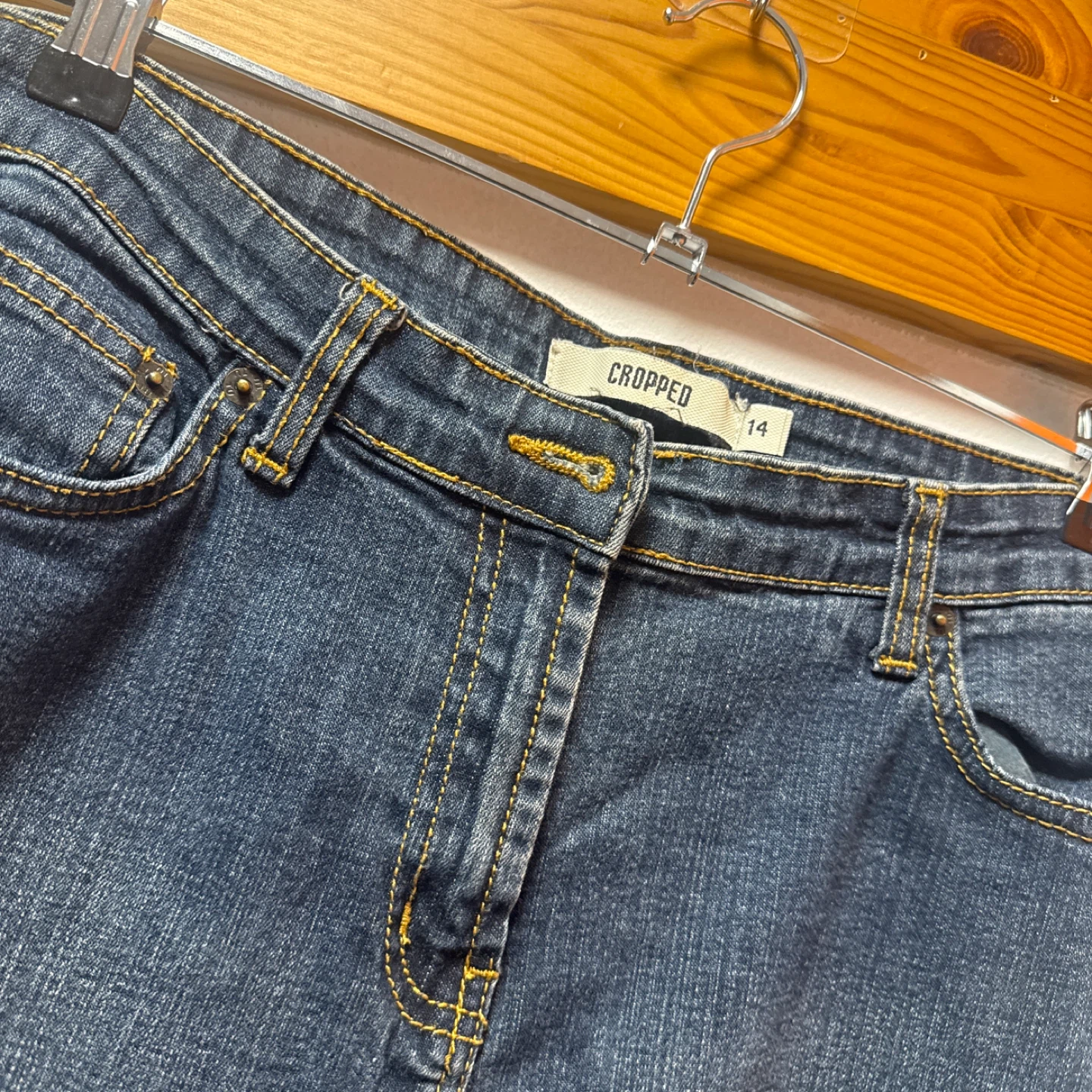 Cropped Denim Capri Jeans Size 14 - photo 2