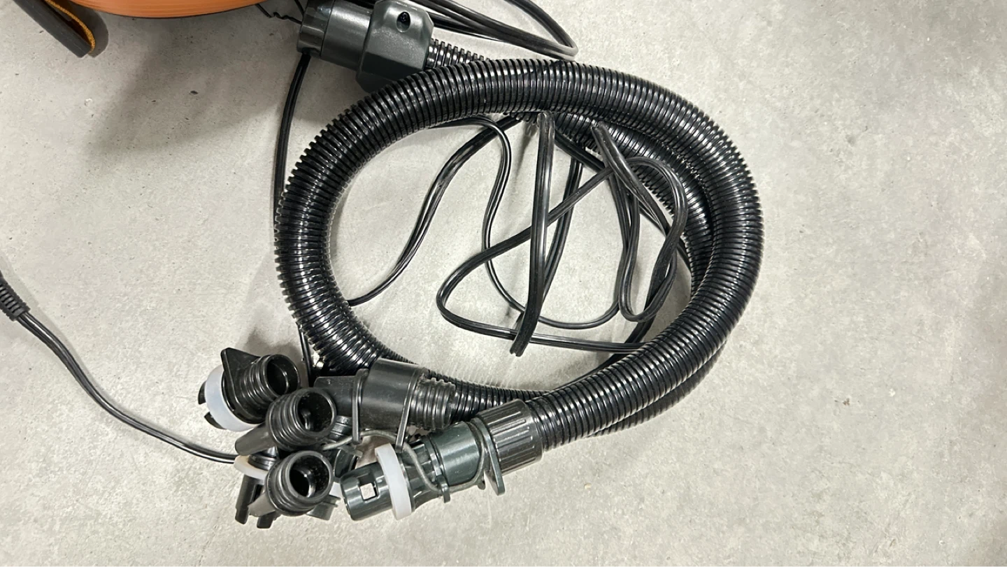 Outdoor Master Electric Air Pump - photo 4