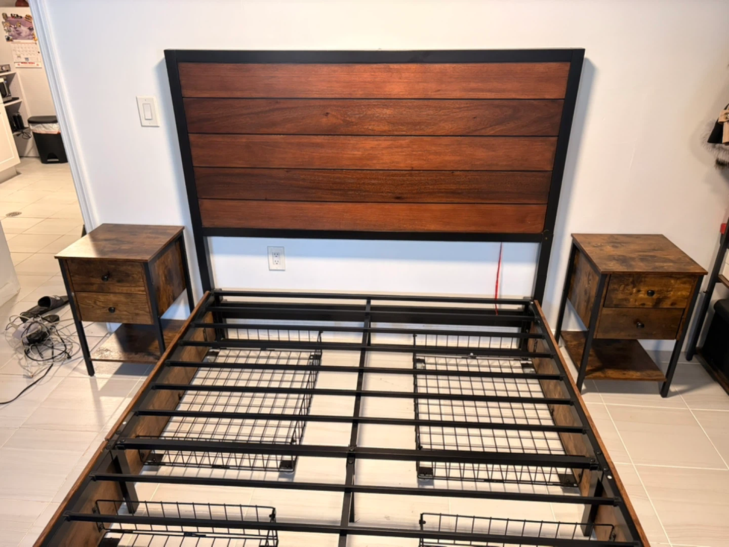 Industrial Style Wooden Headboard Bed Frame - photo 3