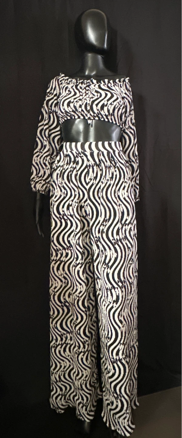 Women's Black and White Print Crop Top and Wide Leg Pants Set