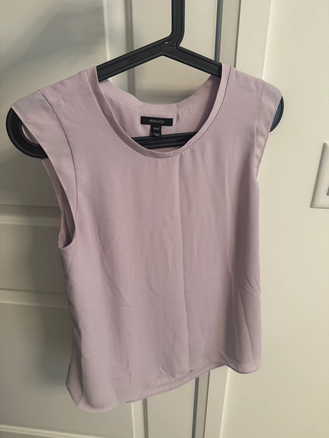 RW&CO. Women's Sleeveless Blouse - Lilac/Lavender - XS