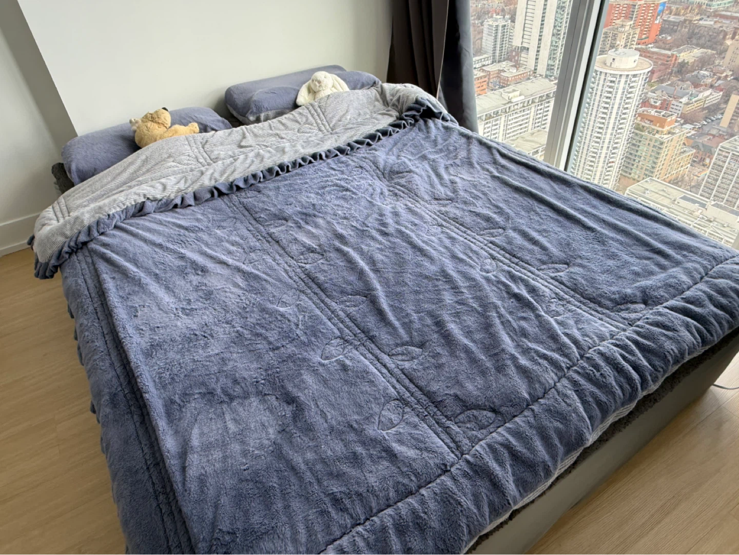 Korean premium bedding set(D/Q Size) + Winter Pad - photo 2