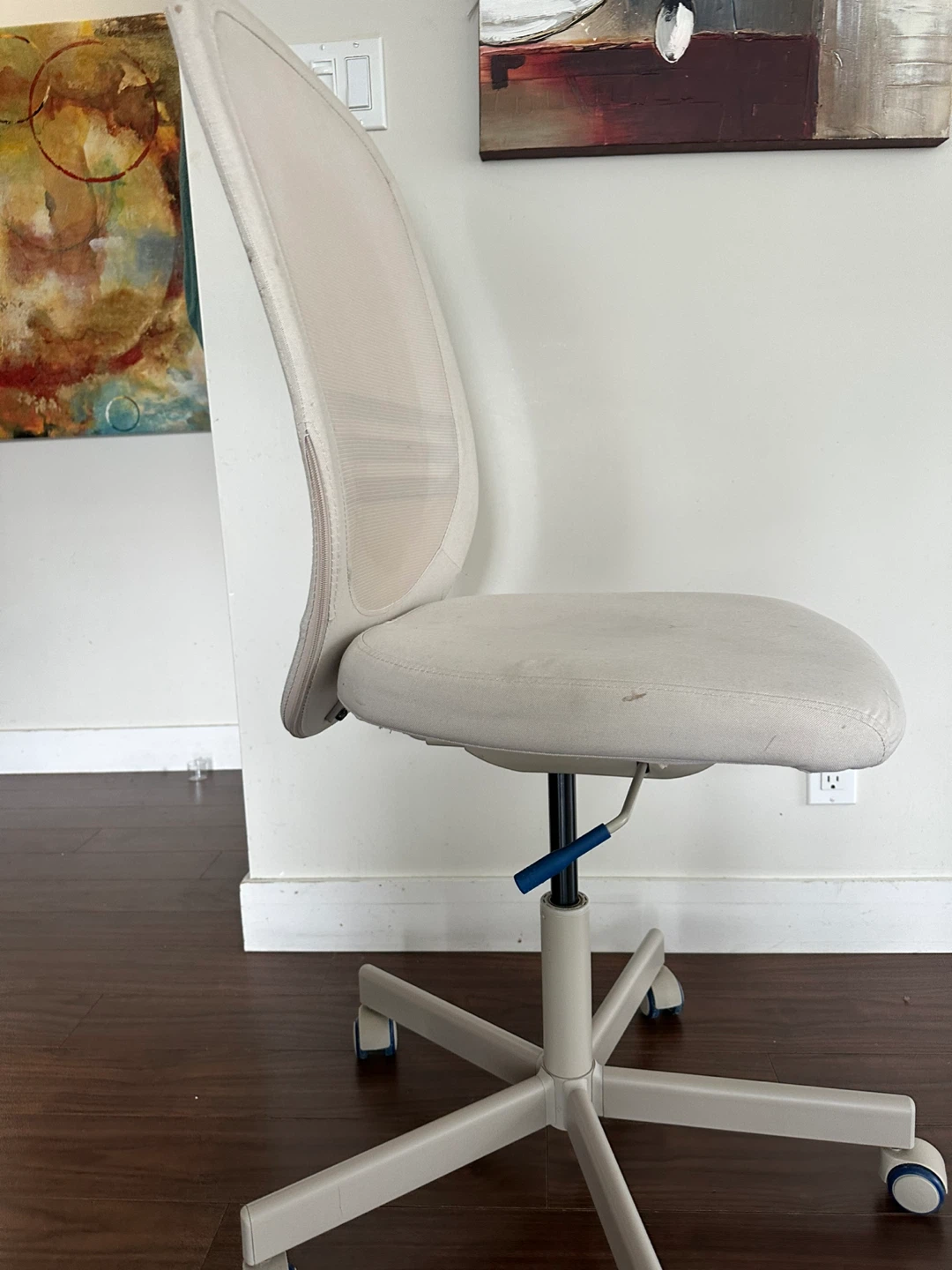 Ikea Cream Office Chair with Mesh Back - photo 4