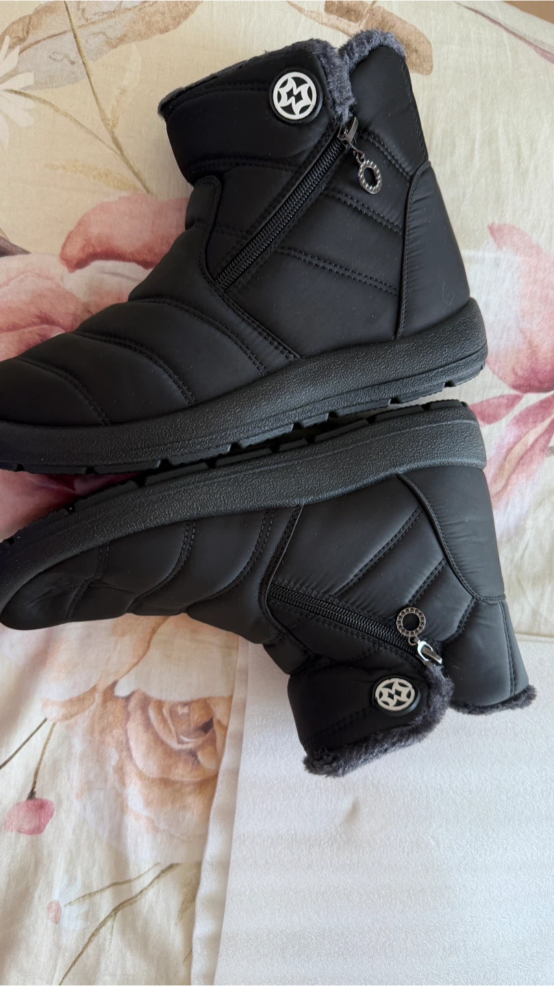 Black Winter Boots with Fur Lining - photo 5