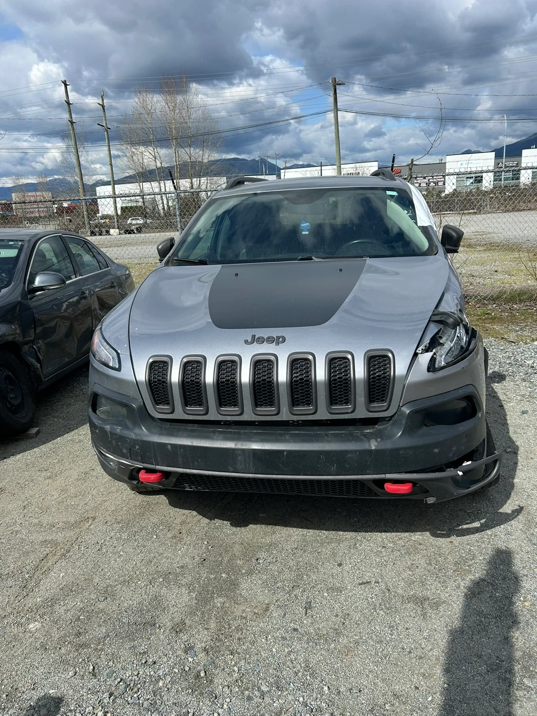 2015 Jeep Cherokee Trail Hawk - $1,500 firm - photo 3