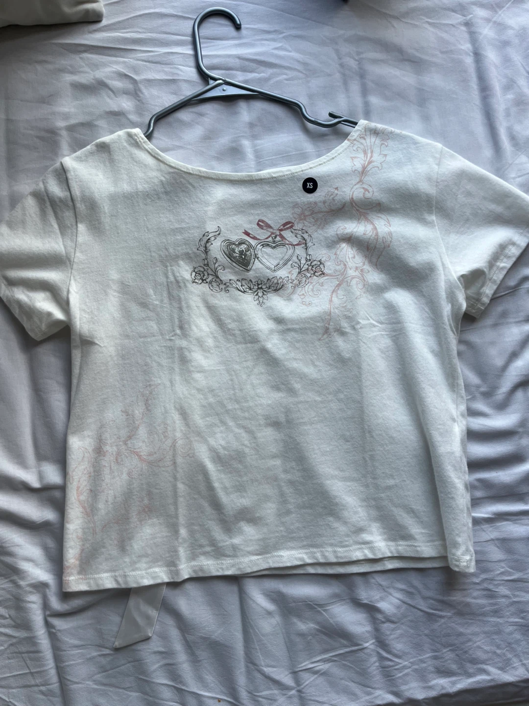 Hollister White Graphic T-Shirt XS