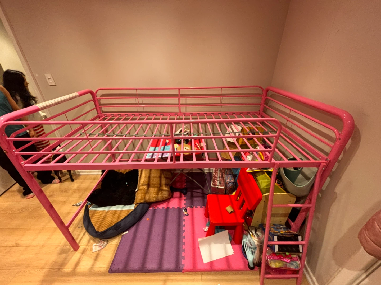 Junior Twin Metal Loft Bed - Pink - photo 4